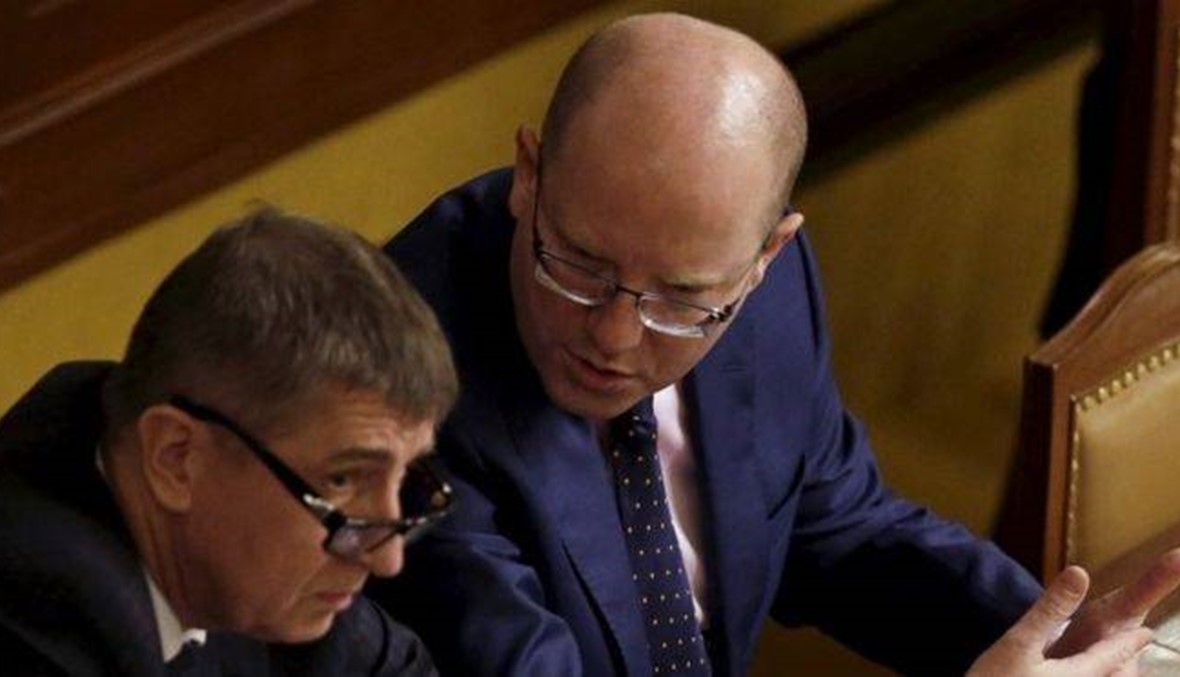 رئيس الوزراء التشيكي يعلن استقالته... "وزير المال يجب الا يبقى في منصبه