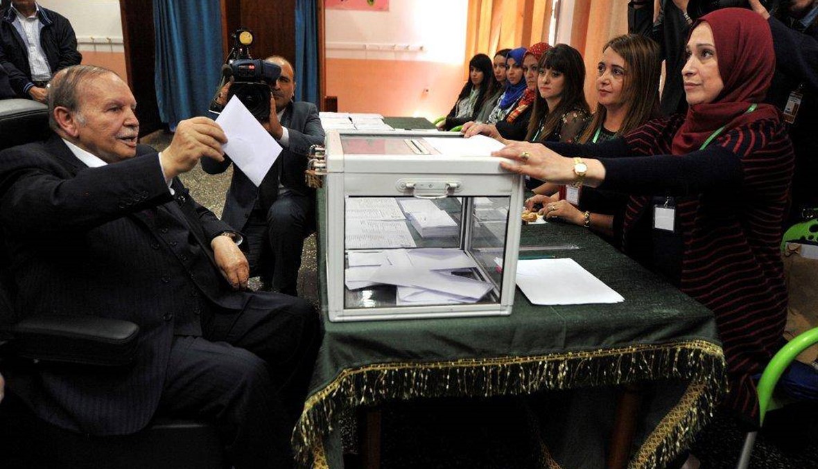 بوتفليقة صوّت وهو على كرسي متحرك... انتخابات تشريعية في الجزائر بـ"مشاركة خفيفة"