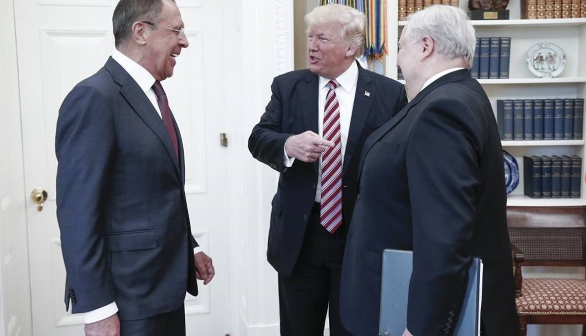صور لقاء ترامب-لافروف....  مصوّر روسي يرد على "هستيريا" البيت الابيض