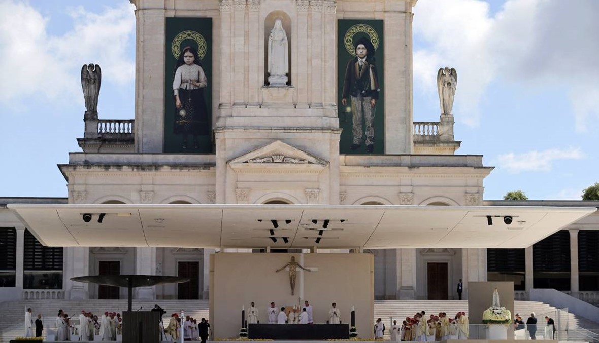 البابا فرنسيس أعلن قداسة راعيي فاتيما في مئوية الظهورات بحضور نصف مليون