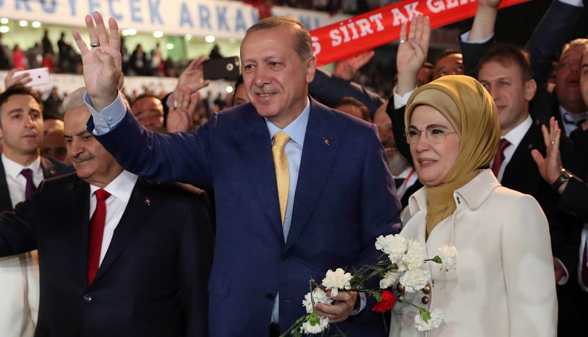 اعادة انتخاب اردوغان رئيسا للحزب الحاكم في تركيا
