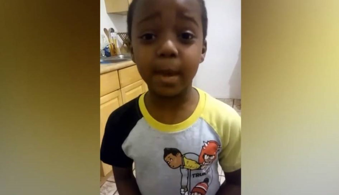 بالفيديو - هذا الطفل يناشد العالم: "توقفوا عن قتل بعضكم البعض، أنا أخشى الموت"
