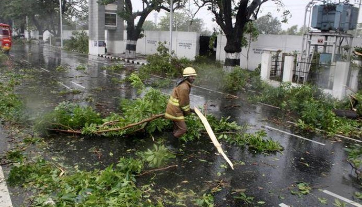 العواصف تودي بحياة 24 شخصًا في الهند