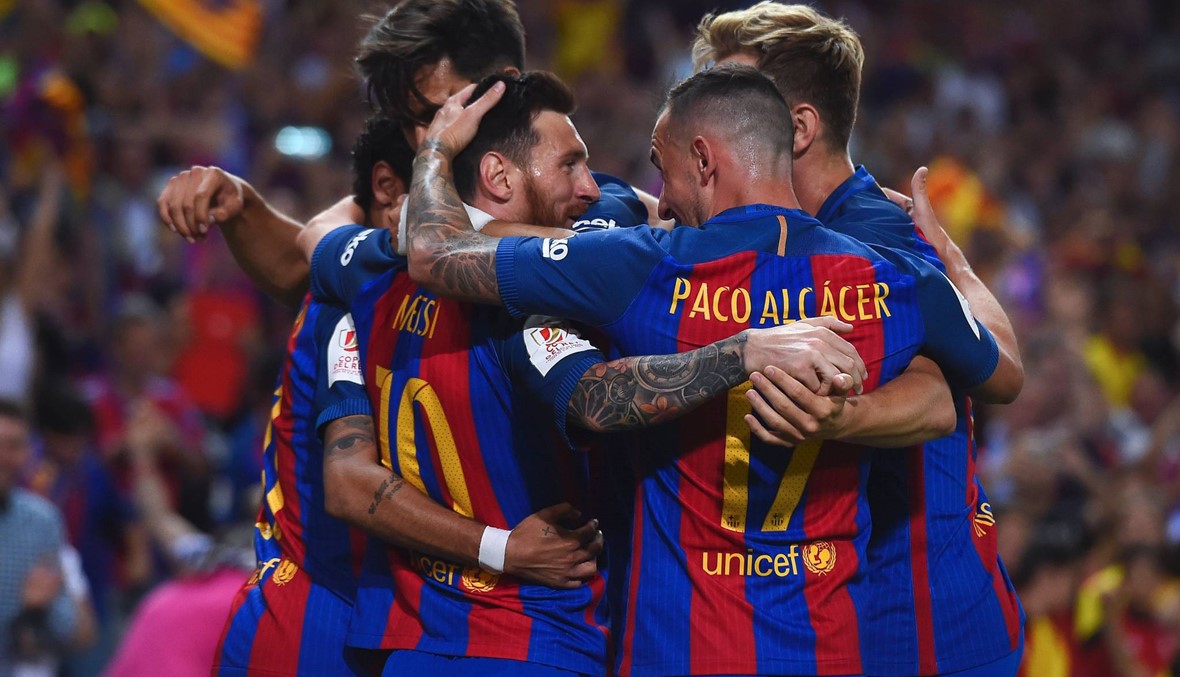 برشلونة يكشف عن قميصه لموسم 2017-2018