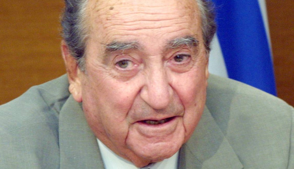 عن عمر ناهز الـ98 عامًا... توفي رئيس الوزراء اليوناني السابق قسطنطين ميتسوتاكيس