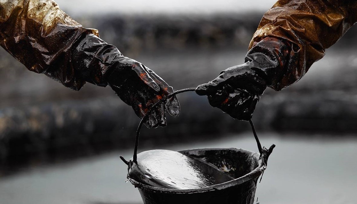وزير النفط السعودي: "أوبيك" والمستقلون ملتزمون خفض مخزونات النفط