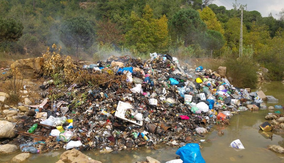 أزمة النفايات: مساع مشهودة لبلديات الشوف و"جهنم الحمرا" في عاليه والمتن الأعلى