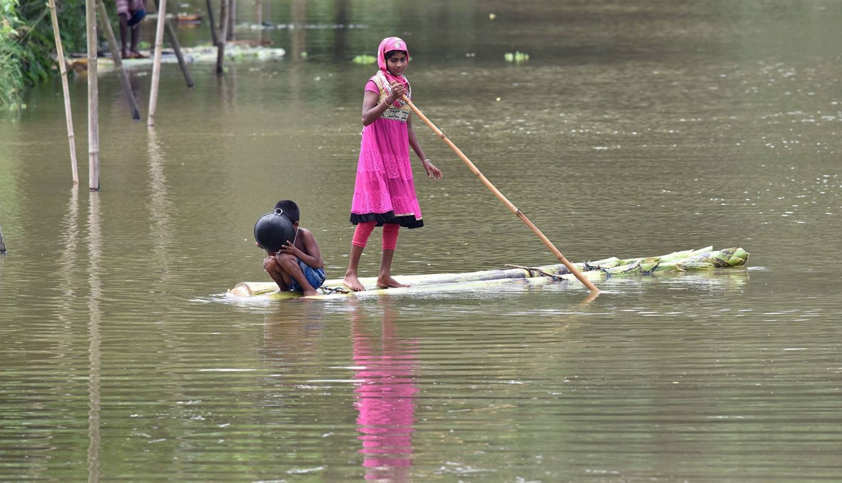 فيضانات اجتاحت ولاية هندية... ضحايا وهروب إلى مخيمات موقتة