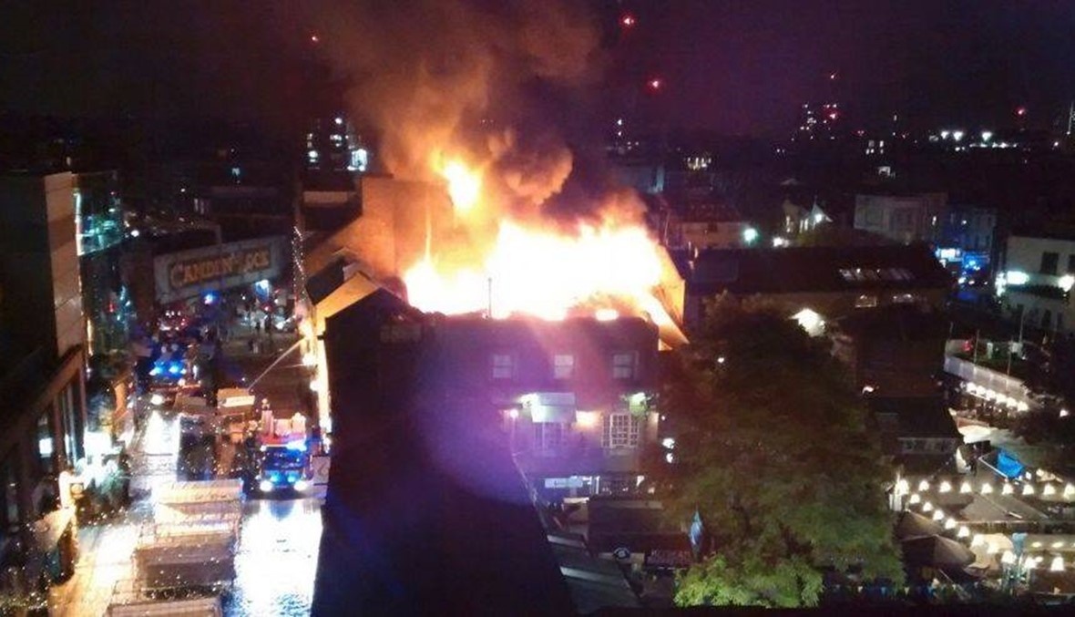 بعد حريق برج "غرينفل"... لندن تكافح حريقاً في سوق "كامدن لوك"