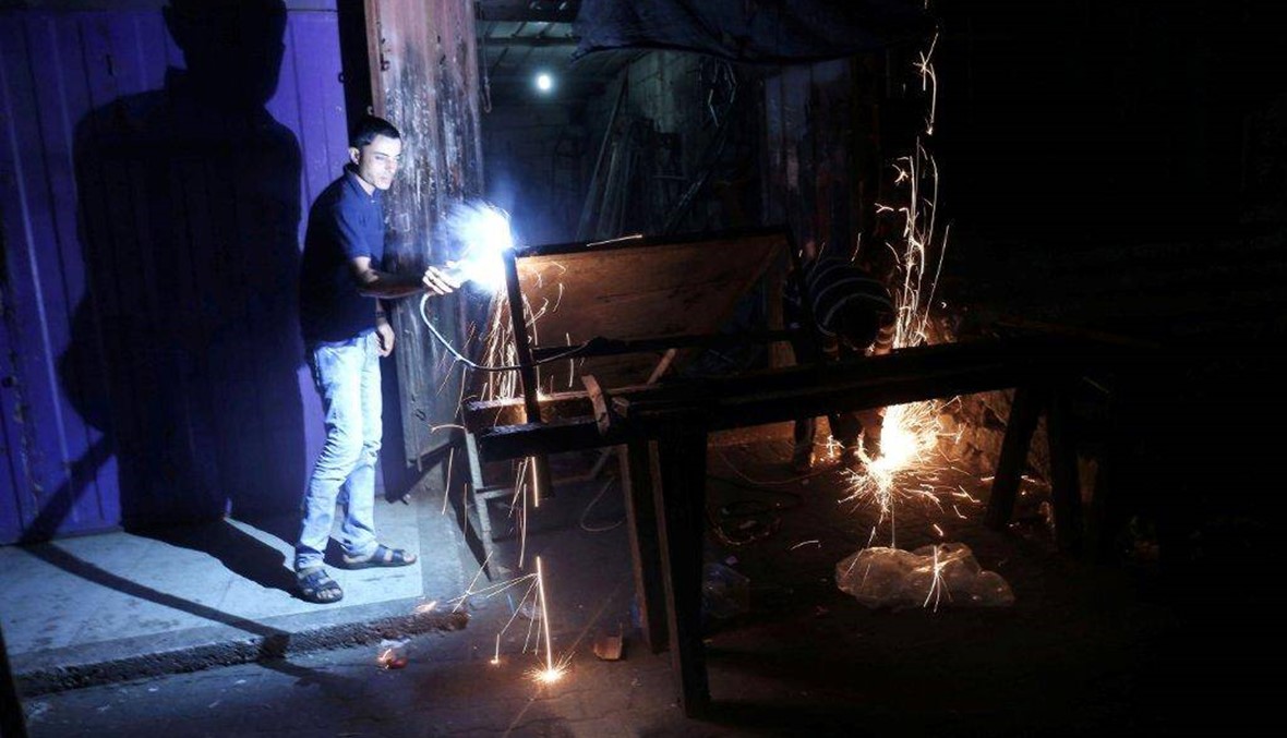 تحذير من "تدهور كارثيّ" في قطاع غزّة... محطة الكهرباء الوحيدة توقّفت