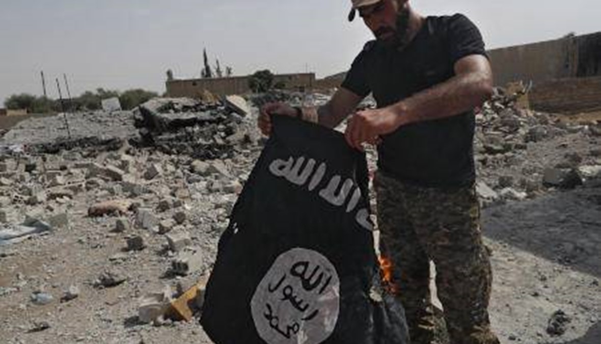 "داعش" يستشرس دفاعاً عن الرقة...البغدادي "حي وفي مكان ما في سوريا"