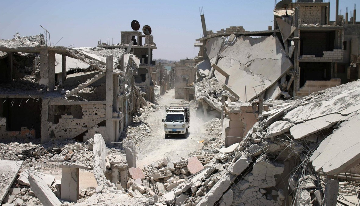 غارات في سوريا... مقتل 30 مدنياً بينهم 7 أشقاء