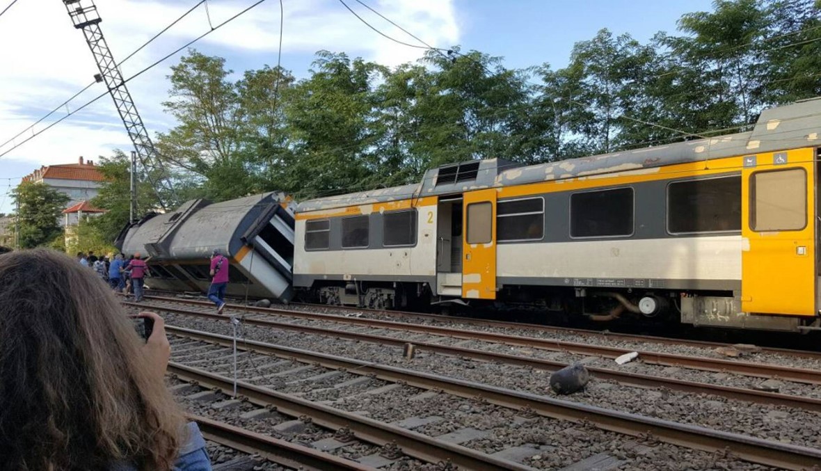 لم يُعرف سبب الحادث.... اصطدام قطار يوقع 48 إصابة في اسبانيا