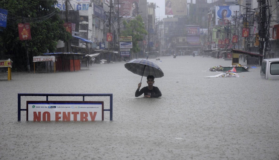 الفيضانات في الهند (الصورة نقلاً عن أ.ف.ب)
