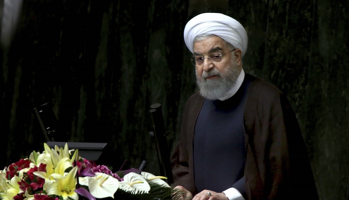 روحاني يلوح بالانسحاب من الاتفاق النووي "في ساعات"