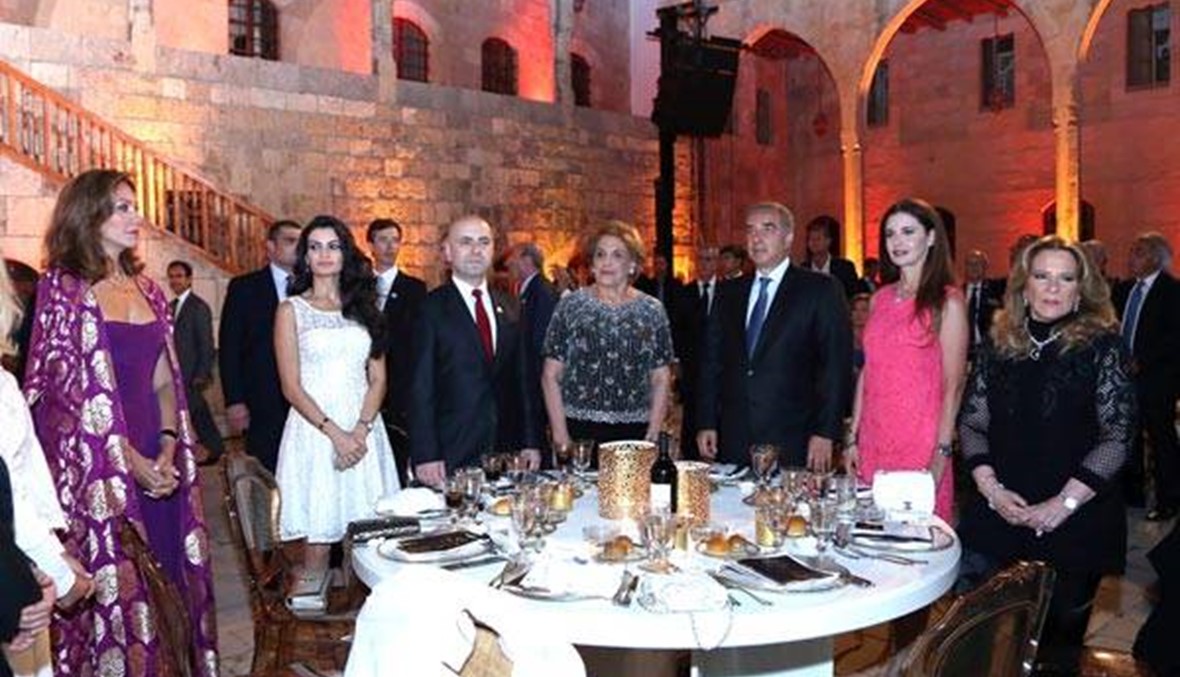 اللبنانية الأولى رعت عشاء خيرياً دعماً لقسم الأطفال في مستشفى الكرنتينا