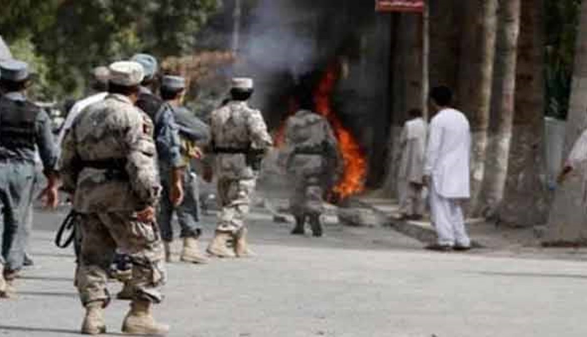 13 قتيلا على الاقل بتفجير انتحاري لطالبان في جنوب افغانستان