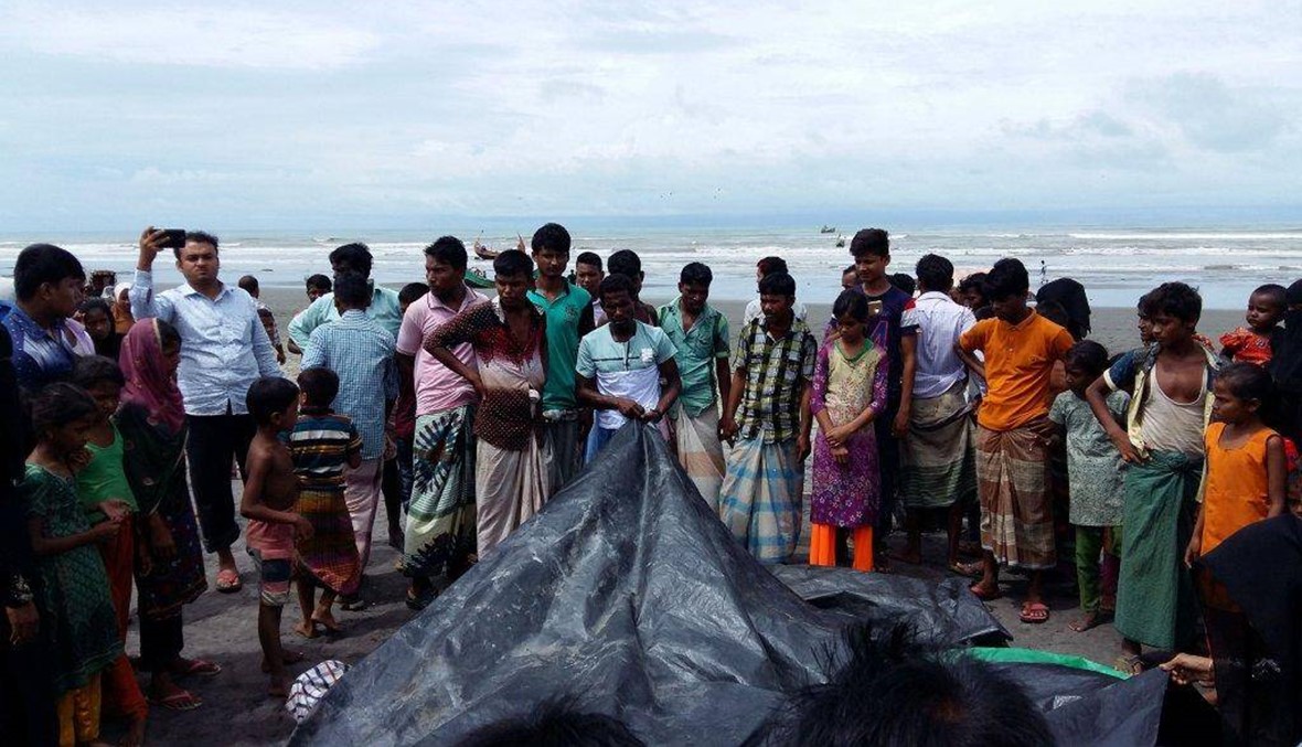 الزّوارق انقلبت في النّهر... غرق 17 من الروهينغا الهاربين من بورما