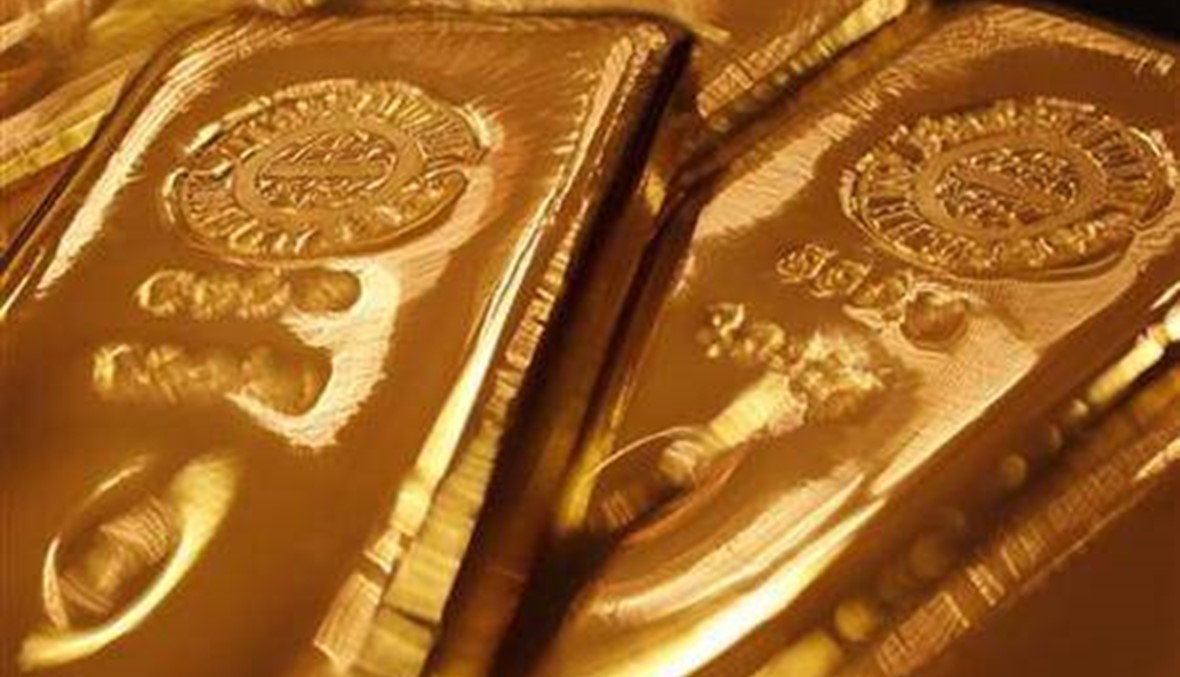 ما الذي أوصل سعر الذهب الى أعلى مستوياته منذ عام؟