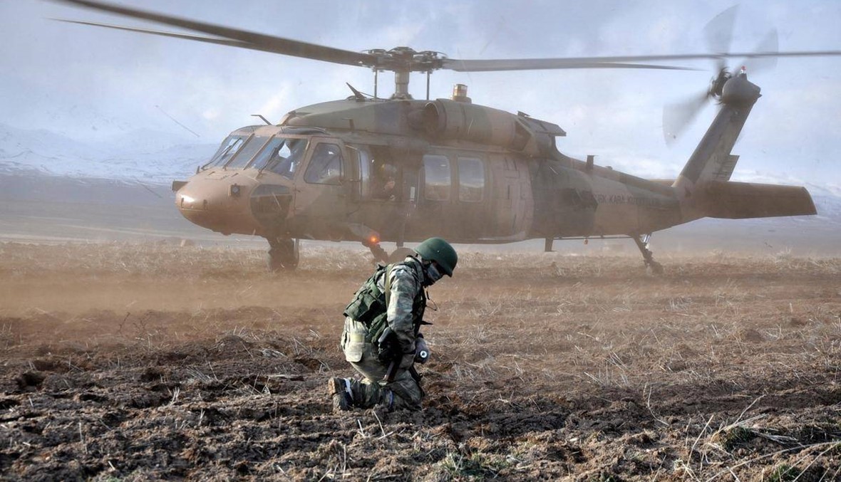 الجيش التركي يجري تدريبات على الحدود مع العراق