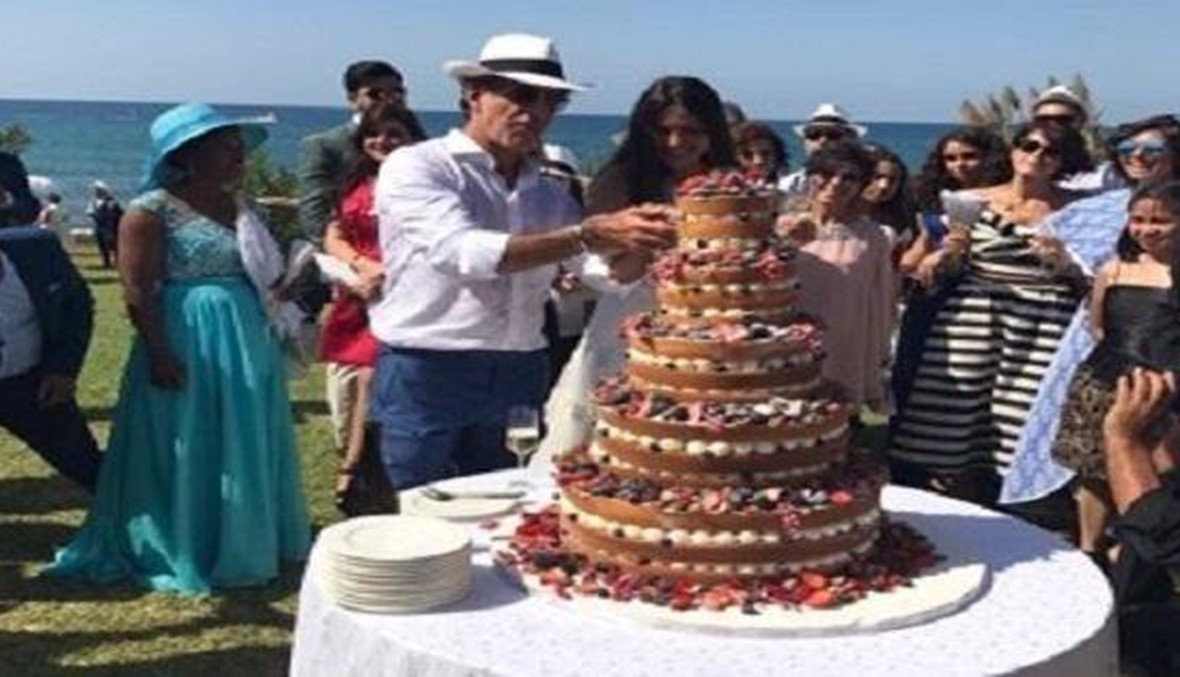 زواج نسرين نصر... "شفتو من بعيد" بانسجام وعفوية (فيديو)