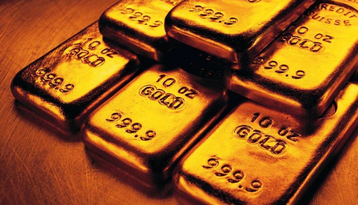 تراجع الذهب وسط صعود الدولار