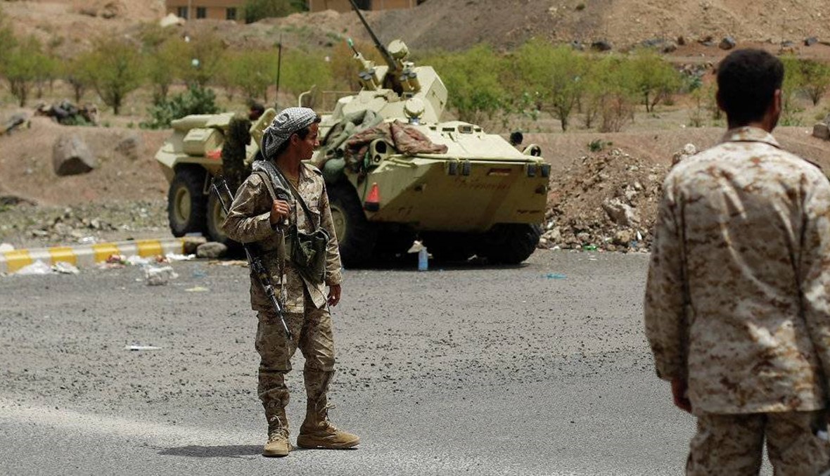 هجوم على موقع عسكري جنوب اليمن: مقتل جنود وانتحاريين