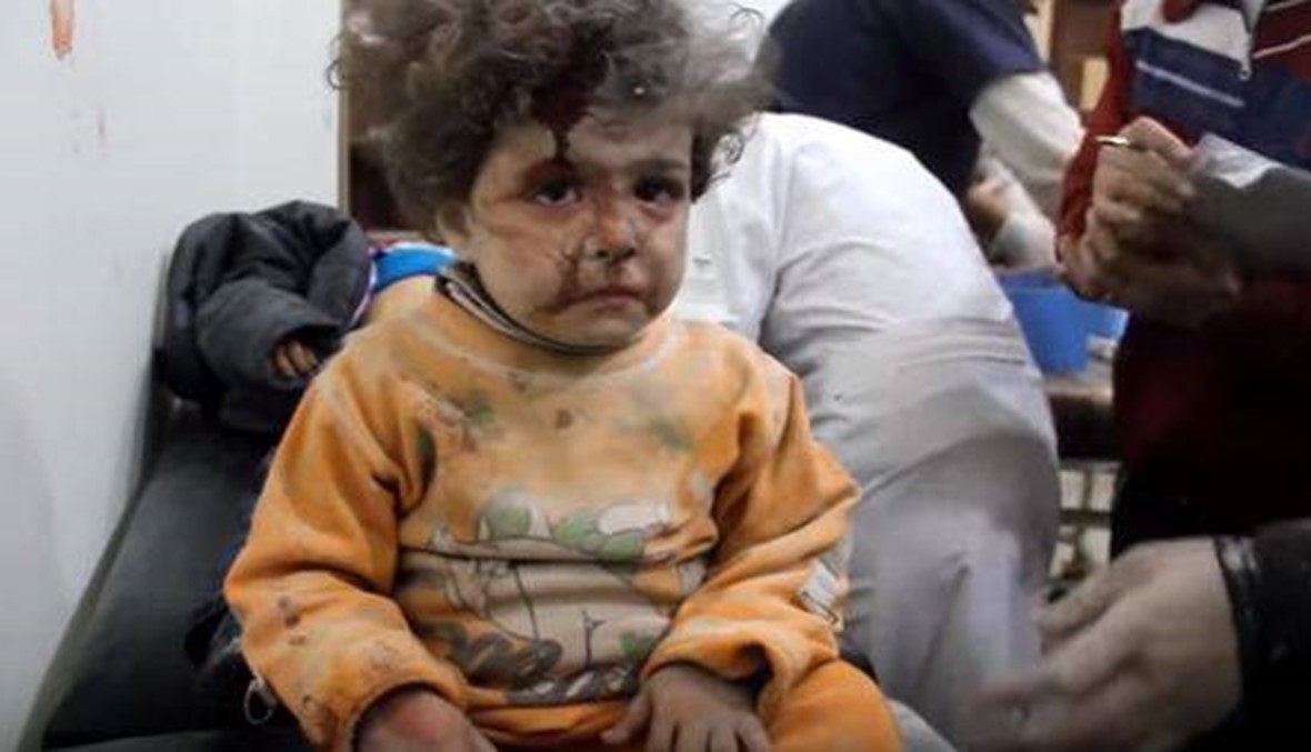 صحافية سورية تفوز بجائزة روري بيك... طفل مغطى بالغبار وسيدة تصرخ: كل أبنائي قتلوا