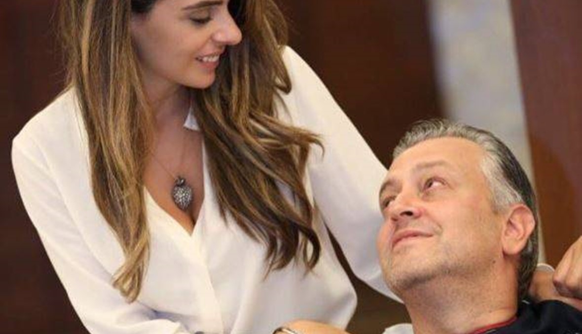 سرّ حب هادي وسينتيا حبيش... نظرة وابتسامة فخَفَقَ القلب: "محظوظة لأنك زوجي"