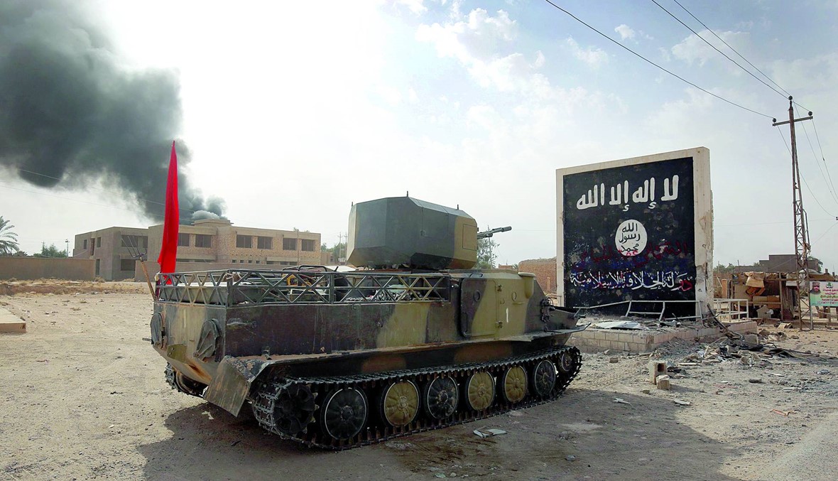 القوات السورية والعراقية تطبق على "داعش" في وادي الفرات
