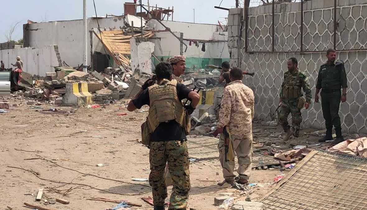 هجومان لـ"داعش" في عدن... مدير الأمن ينجو، رهائن في المقر، وإعدام شرطيّتين