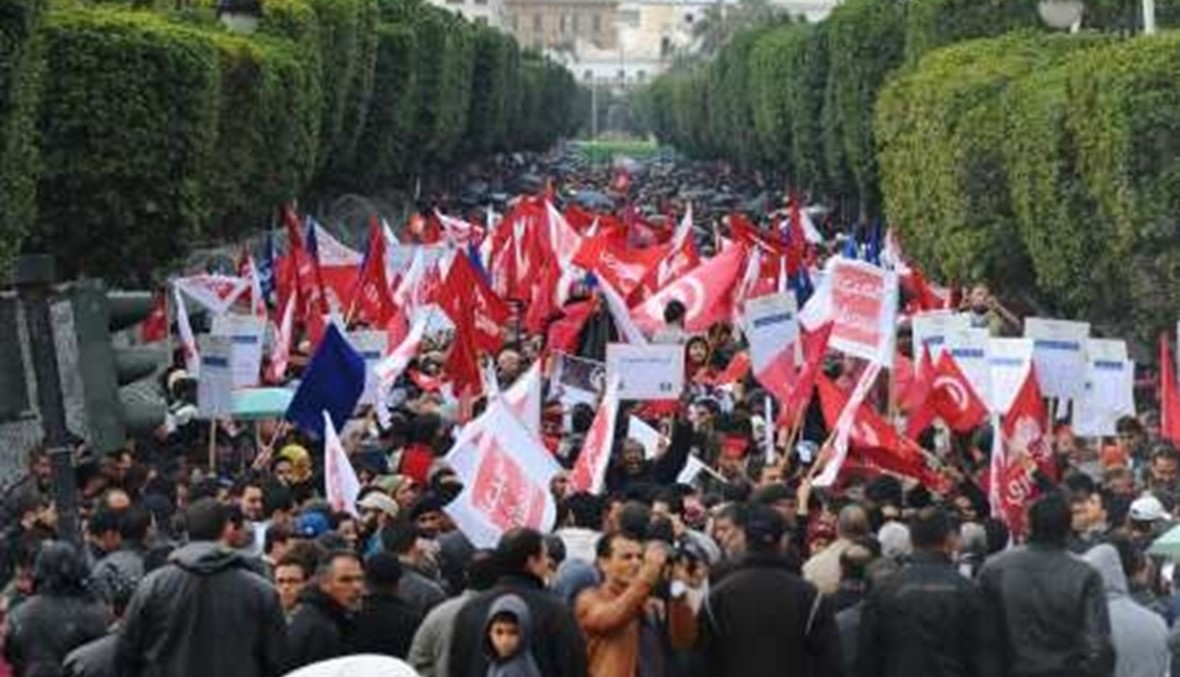 تونس احيت الذكرى الثانية للثورة باحتفال متواضع\r\n