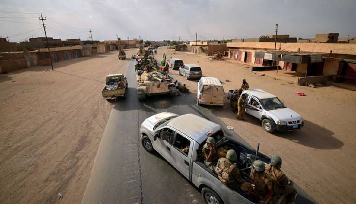الجيش السوري وحلفاؤه يطوقون مدينة البوكمال قرب الحدود العراقية