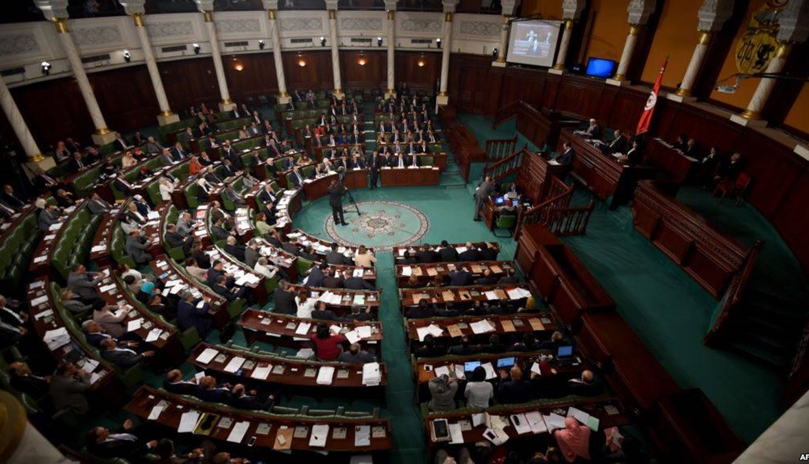 "بعد محاولات عدة فاشلة"... البرلمان التونسي ينتخب اخيراً رئيساً لهيئة الانتخابات