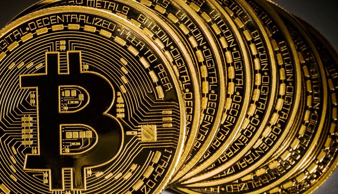الـBitcoin يتخطّى الـ11 الف دولار... فهل يسمح لبنان باستخدامه؟