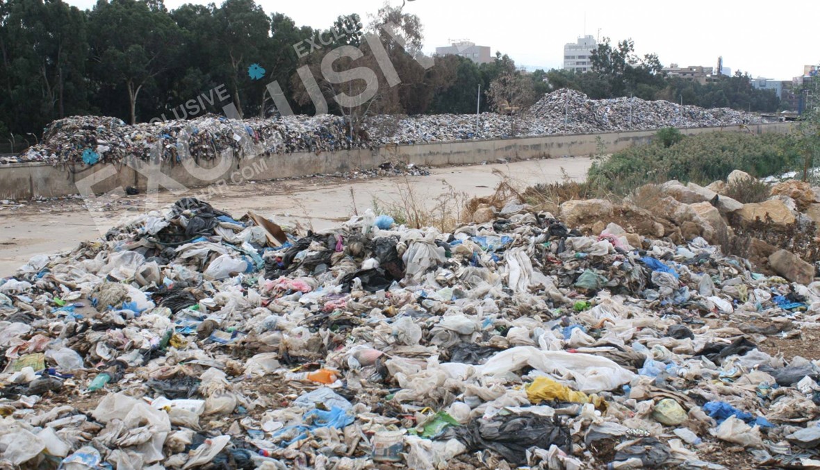 "هيومن رايتس ووتش": حرق النفايات يخنق لبنان