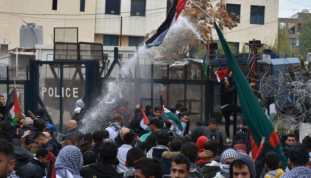 "متحدون" يتابع مخالفات القوى الأمنية ضد المتظاهرين ويرفض الشغب المتعمد