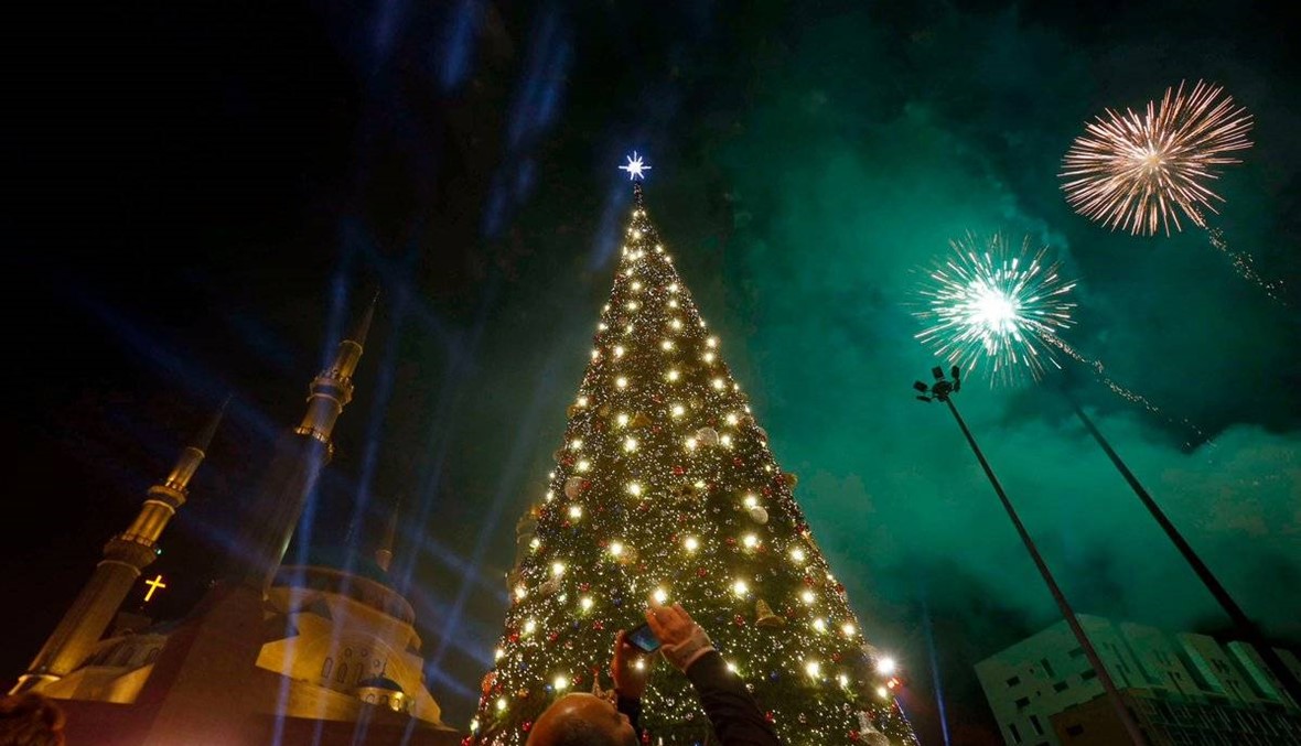 أبرز الأشجار والزينات الميلادية في لبنان لعام 2017