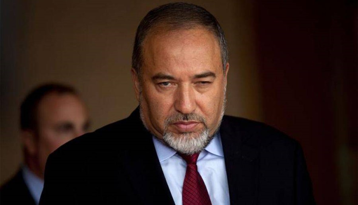 ليبرمان يصف النواب العرب في البرلمان الاسرائيلي بـ"مجرمي حرب"
