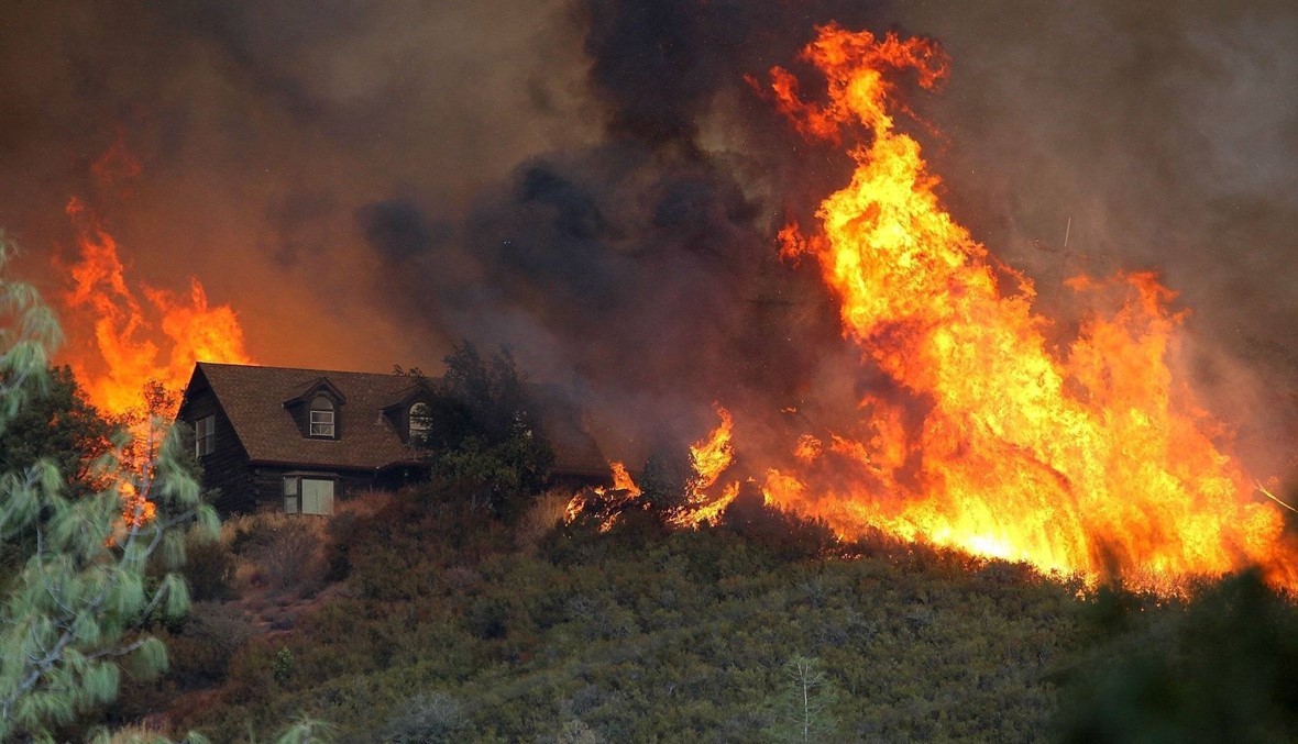 هدوء الرياح يساعد كاليفورنيا على مواجهة الحرائق