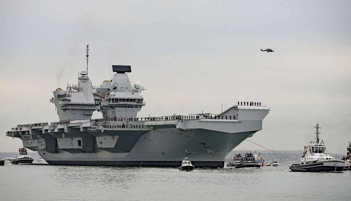 أكبر سفينة حربيّة بريطانيّة تواجه مشكلة... "كوين اليزابيث" تغرق في الماء