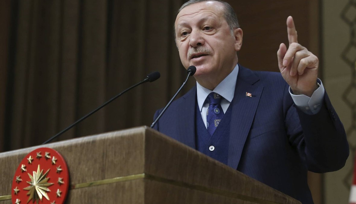 اردوغان يدعو "العالم بأسره" إلى "عدم بيع إرادته الديموقراطيّة لقاء حفنة من الدولارات"