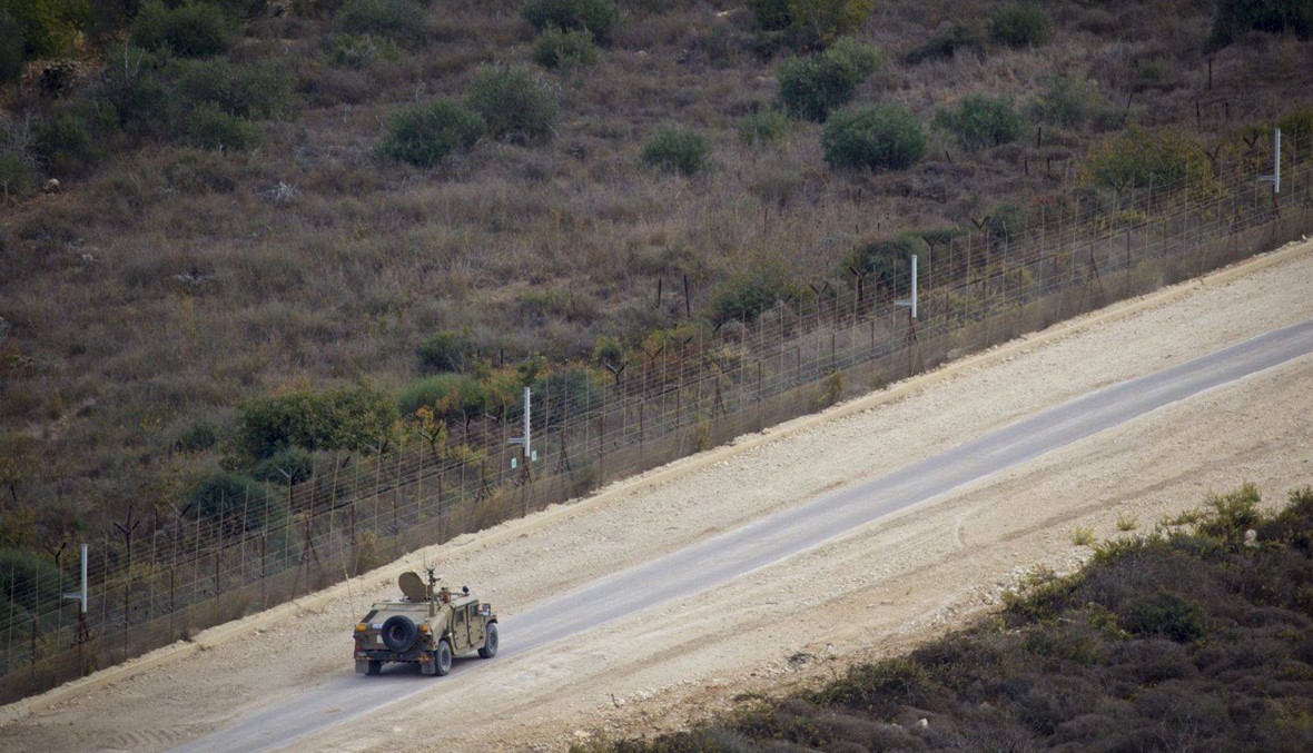 إسرائيل تقيم جداراً عازلاً على الحدود مع لبنان \r\nحدث ينطوي على مخاطر وتحوّلات استراتيجية