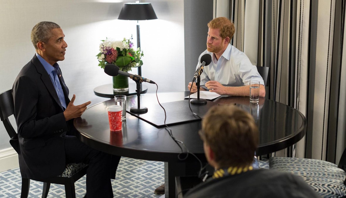 أوباما يحذّر في مقابلة مع الأمير هاري من أخطار وسائل التواصل الاجتماعي