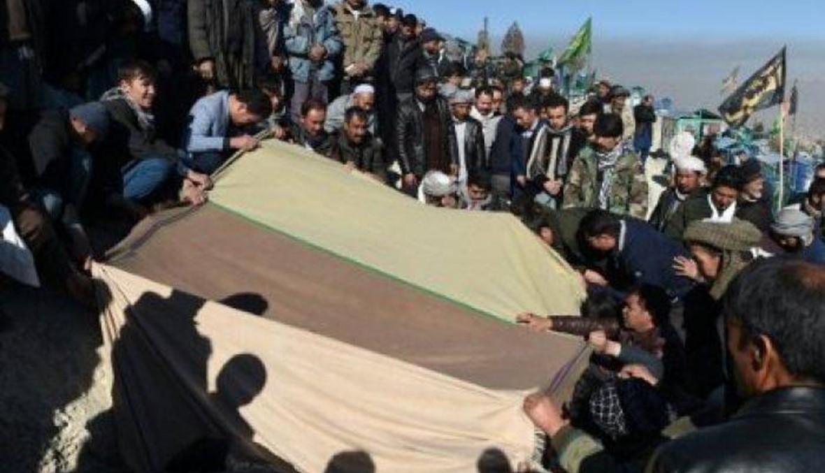 18 قتيلا على الأقل في اعتداء استهدف مراسم تشييع في افغانستان