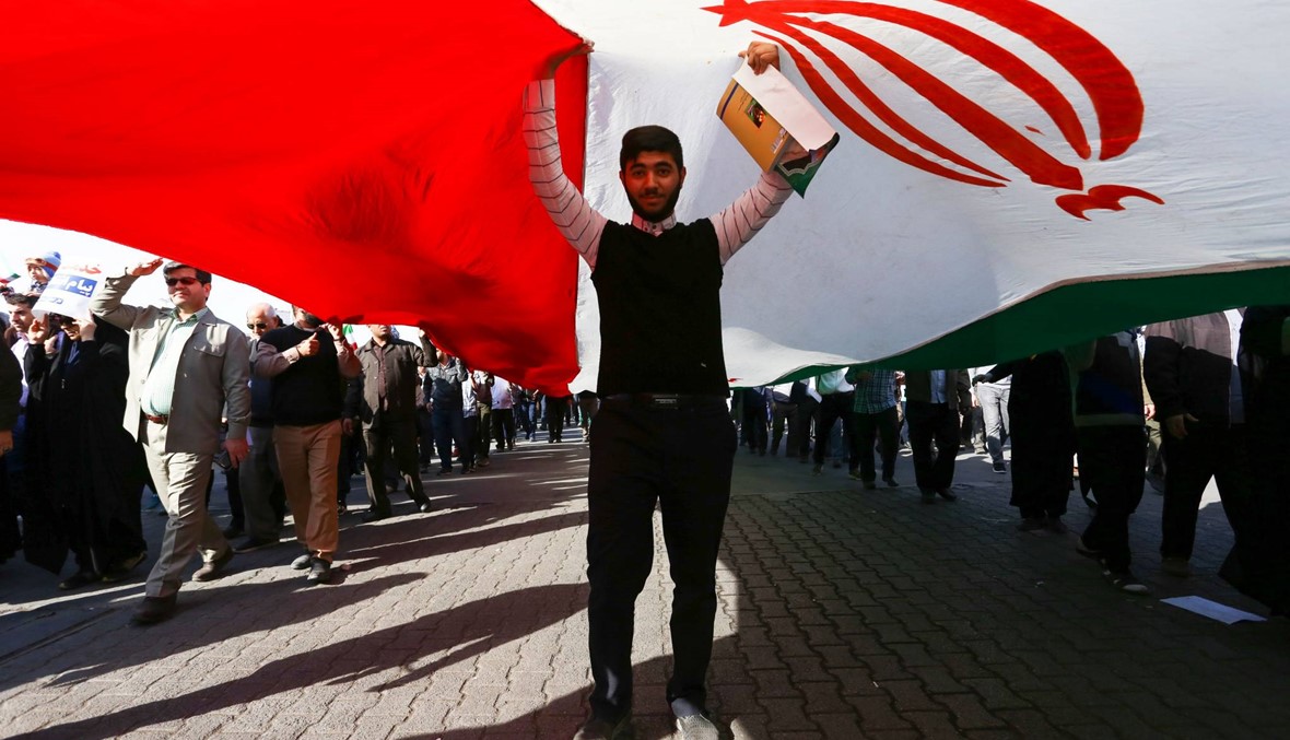 ما هي منظّمة "مجاهدي خلق" المعارِضة بشراسة للنظام الإيراني؟