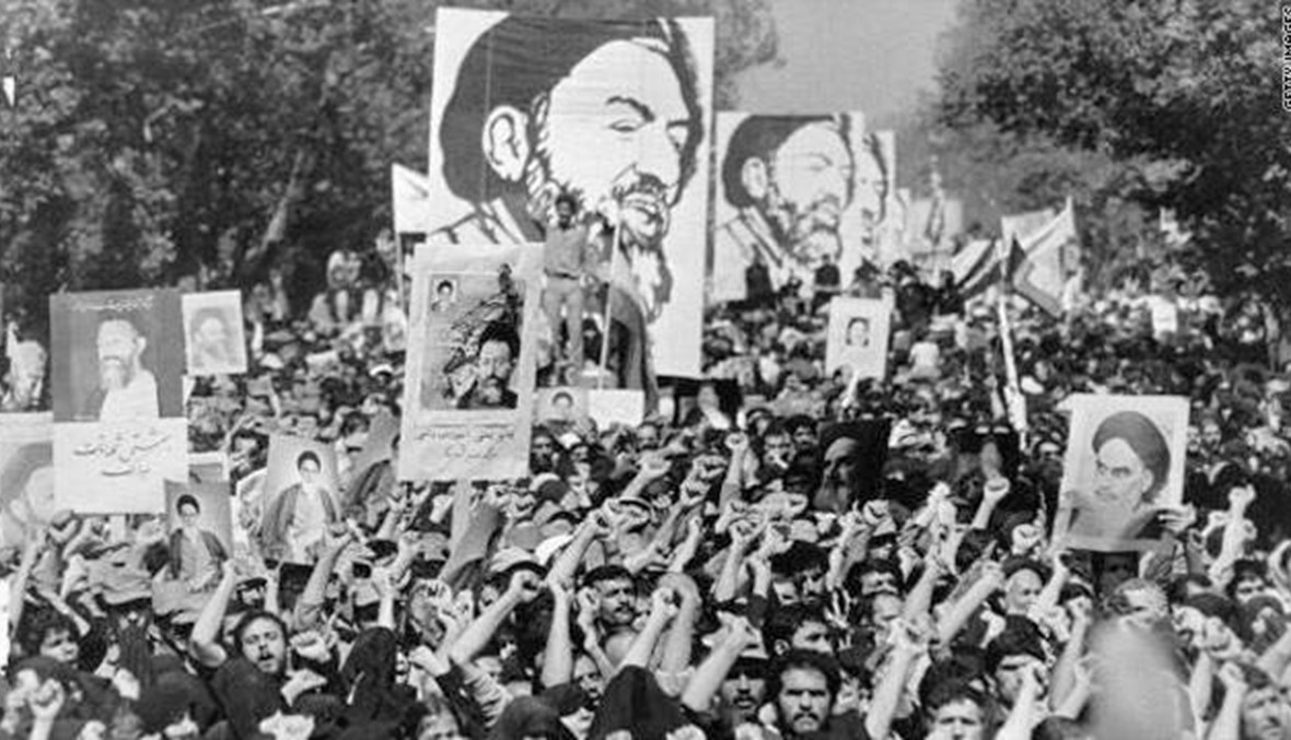 بالصور والفيديو: 1978 سنة بدء الثورة قبل سقوط الشاه في ايران