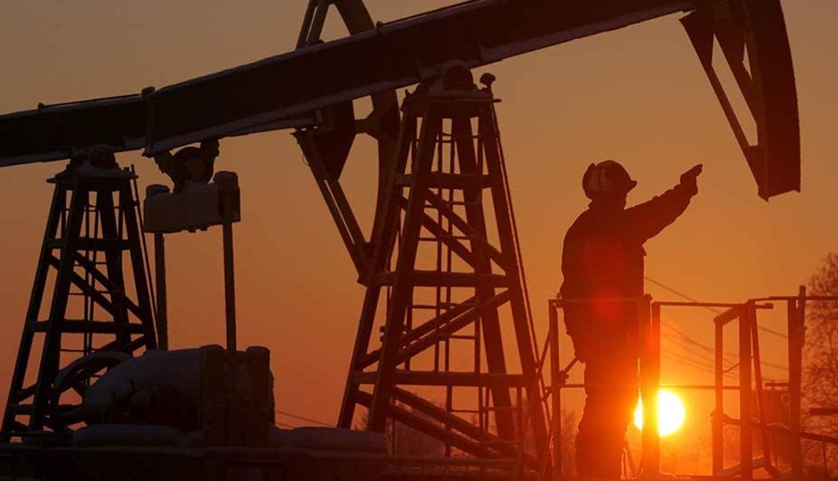 أسعار النفط تقترب من أعلى مستوى في 3 أعوام