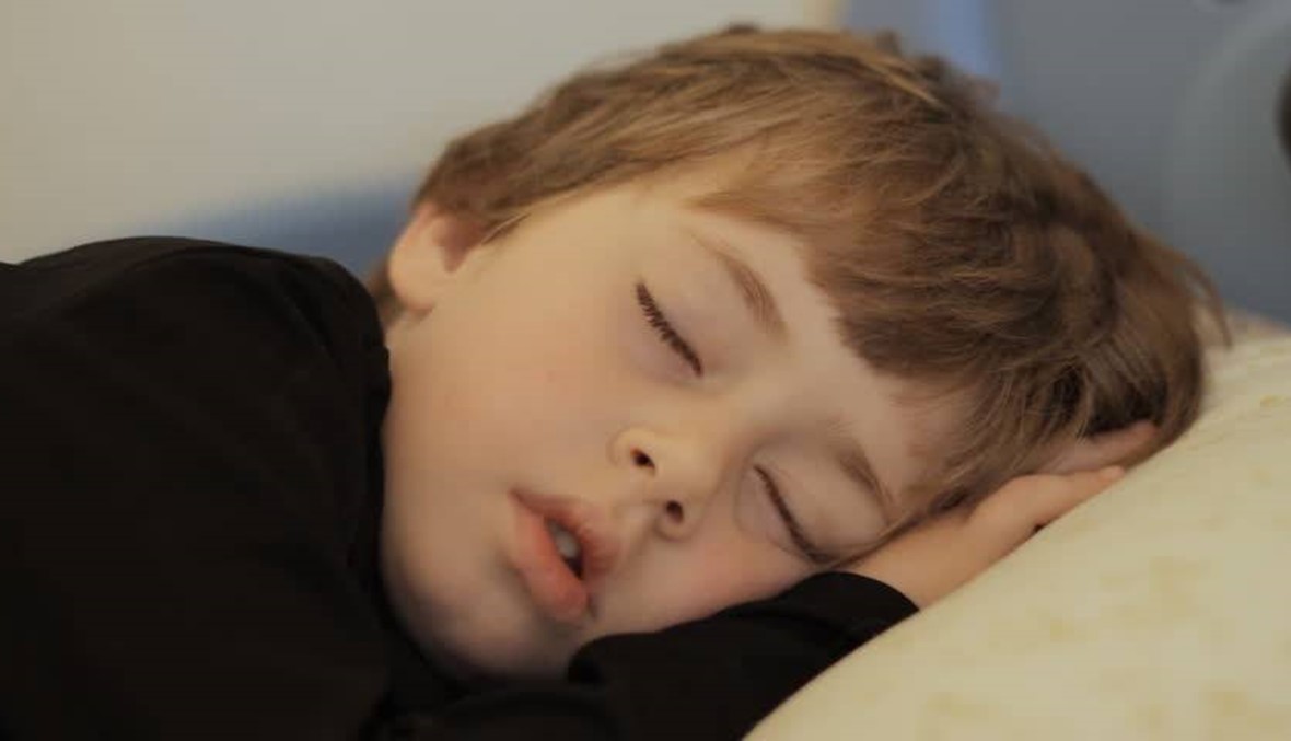 هل حقاً على الأولاد النوم في وقتٍ مبكر؟