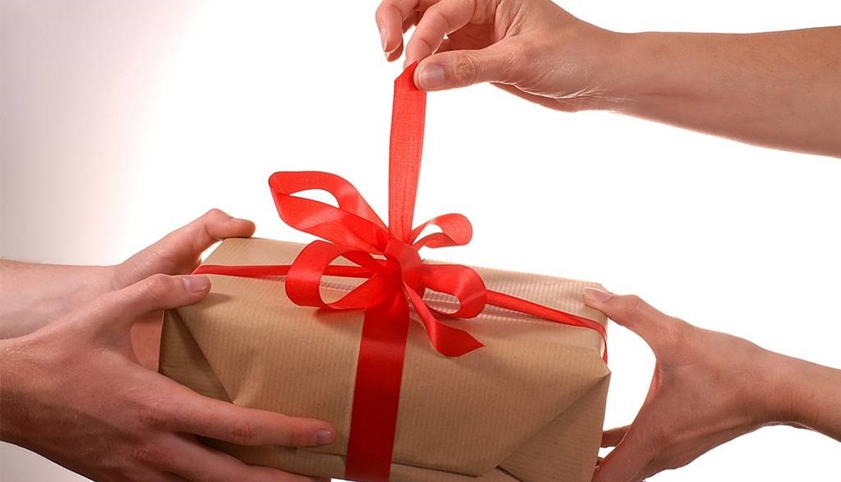 7 نصائح يجب اتباعها قبل شراء هدية عيد الحب